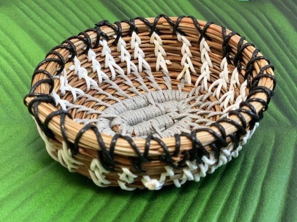 Handwoven Pine Basket | Trinket Storage | Bathroom Decor | Ring Saucer | Handstitched - Image 3